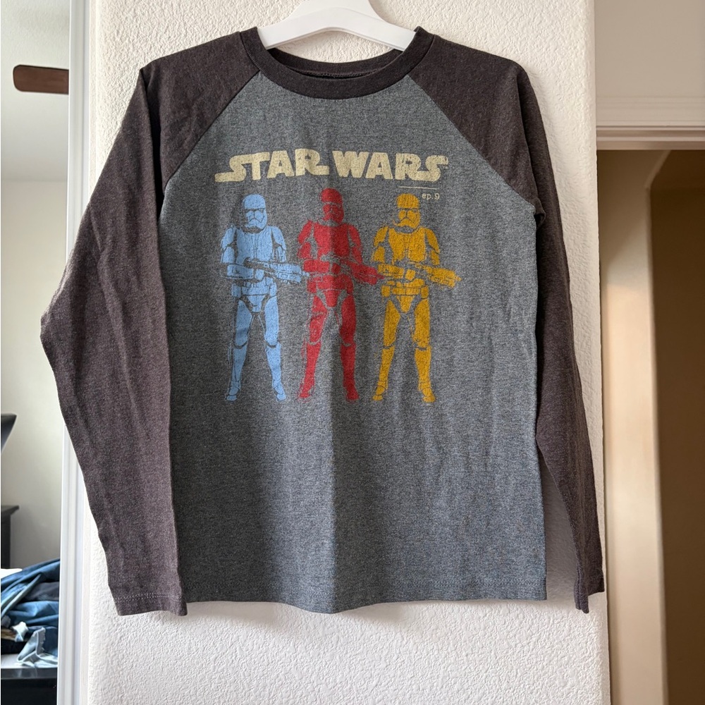 Star Wars YOUTH Gray Crew Neck Shirt